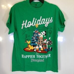 Disney Holidays Are Happier Together Green Short Sleeve Shirt Disneyland Sz S